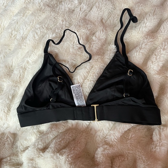 forever21 satin-like fabric triangle bralette - Picture 2 of 3